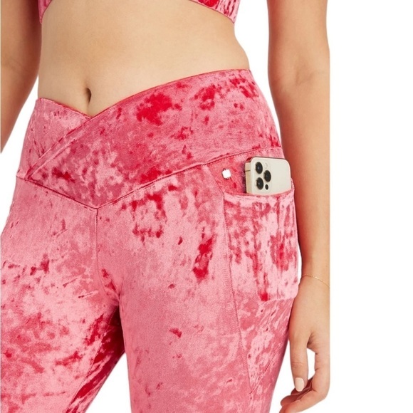 NWT Fabletics High Waisted Crushed Velour Crossover Leggings - Picture 4 of 16